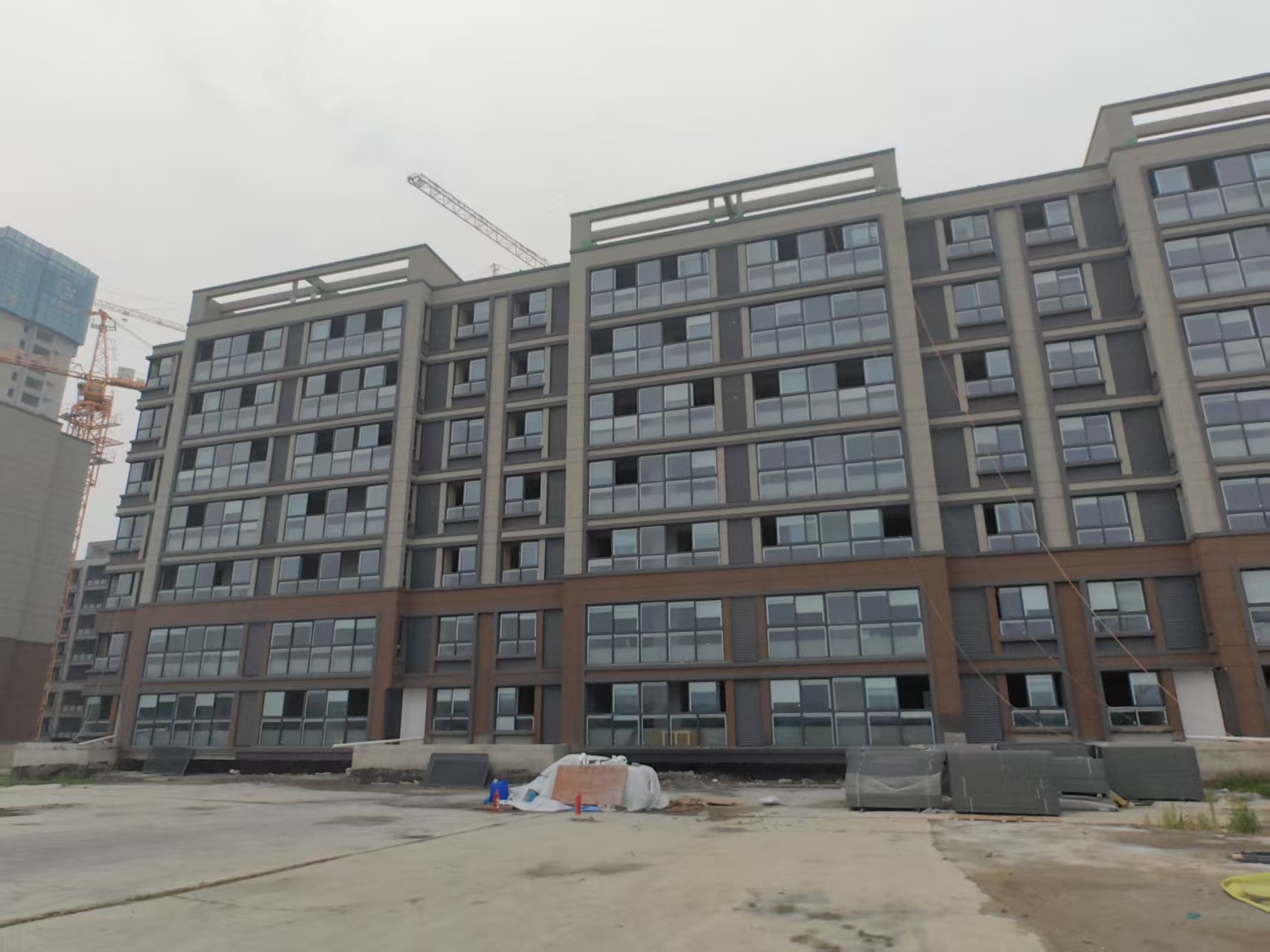 无穷金属 × 上海徐汇住宅小区：匠心焕新，筑就都市品质人居